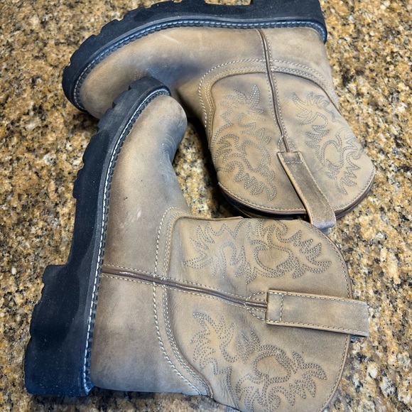 ARIAT FATBABY WOMENS SIZE 39 M - Picture 10 of 16